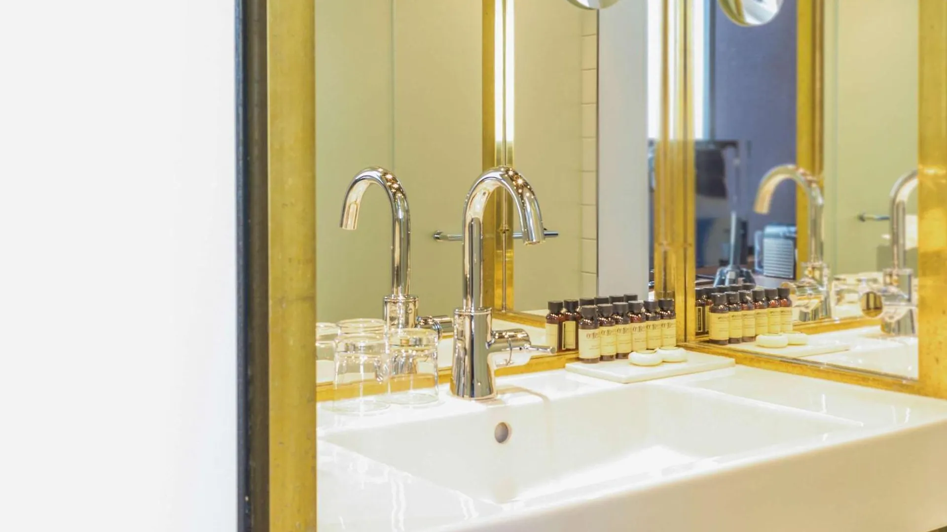 Ink Hotel Amsterdam - Mgallery Collection 4*,